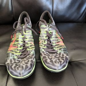 Two pairs of Running spikes